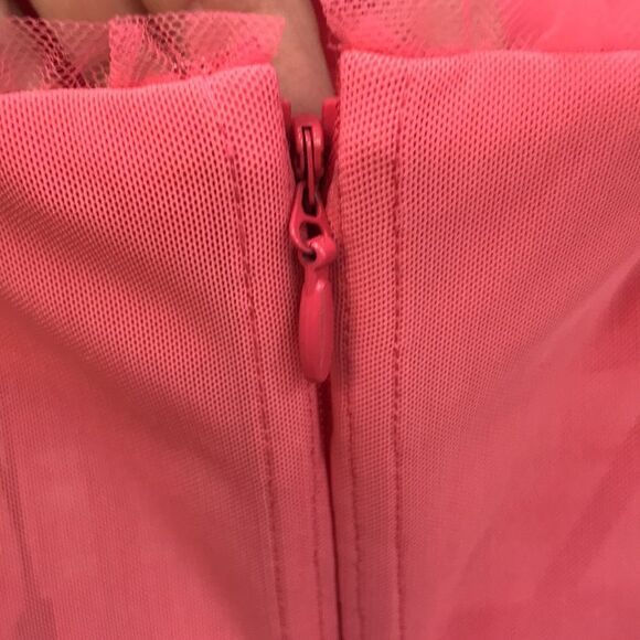 BCBG DRESS SZ.6 - Picture 9 of 14